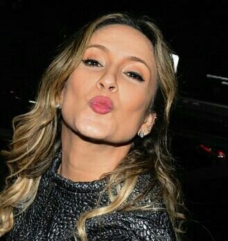 ¨Amor de fã, um sentimento que so quem o sente sabe como é¨ Fc pra melhor Canttora !!! A voz da Copa ❤ @ClaudiaLeitte – Criado 01/02/2014