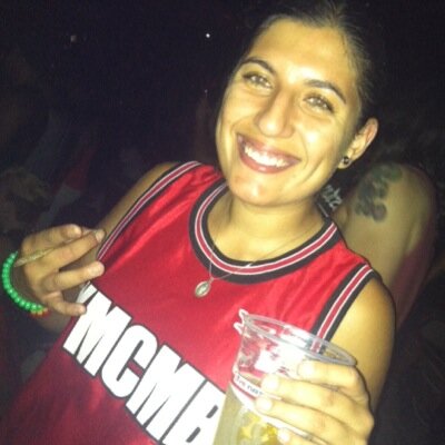 Amys_thought's profile picture. swallow MY words, taste MY thoughts