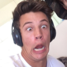 dallasabio's profile picture. relaxa e goza porque ser fandom sem nome tá foda