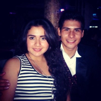 18. Ella es mía y yo soy de ella♥ // Si no hablas Díos no te escucha.