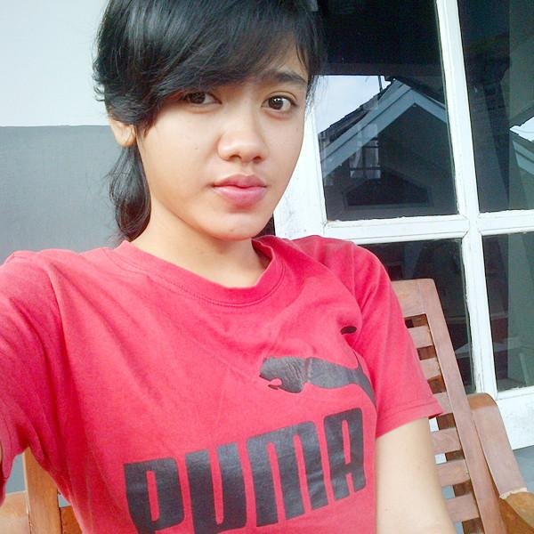 Forward Player in basketball team,Work WX-Crew dancers,Hobby reading and drawing,Faculty NURSE  jember,Anniv 6~February~96    ♔ メ（ﾟ∀ﾟ）メ (ง'̀▼'́)ง  (´▽`ʃƪ) ♔