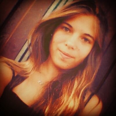 La vida es como una montaña rusa. Tiene bajadas y subidas, pero es tu elección gritar o disfrutar del paseo. /24 ❤/