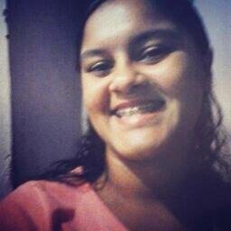 - Evangélica,  Filha do Deus altíssimo.
Os sonhos de Deus são maiores que os meus, vale apena esperar em Deus :)