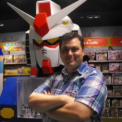 ahensen's profile picture. Father, nerd.