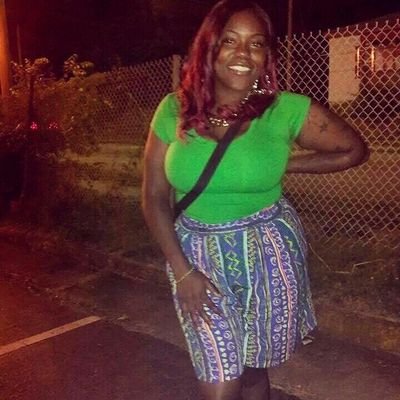 young, flay, & flashy, proud mother of two beautiful little girls and one handsome  little boy.. 23 beautiful & full of life