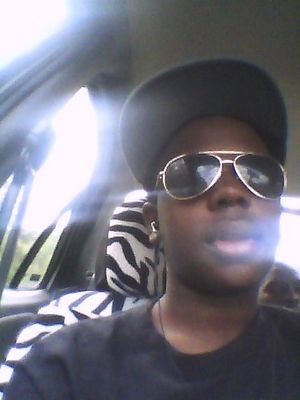 t_dat_kid's profile picture. 