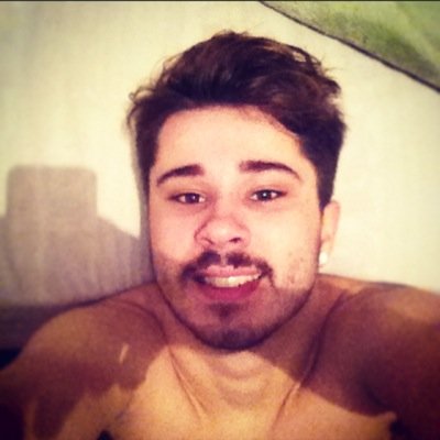 Meu futuro pelo menos pra mim é um ponto de interrogação, não gosto de criar falsas esperanças, o que tiver de acontecer, vai acontecer. 
  (YESHUA HAMASHIA )