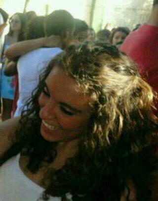 Estudiante de Administración y Dirección de Empresas! La sonrisa, mi mejor complemento:) SMILE!