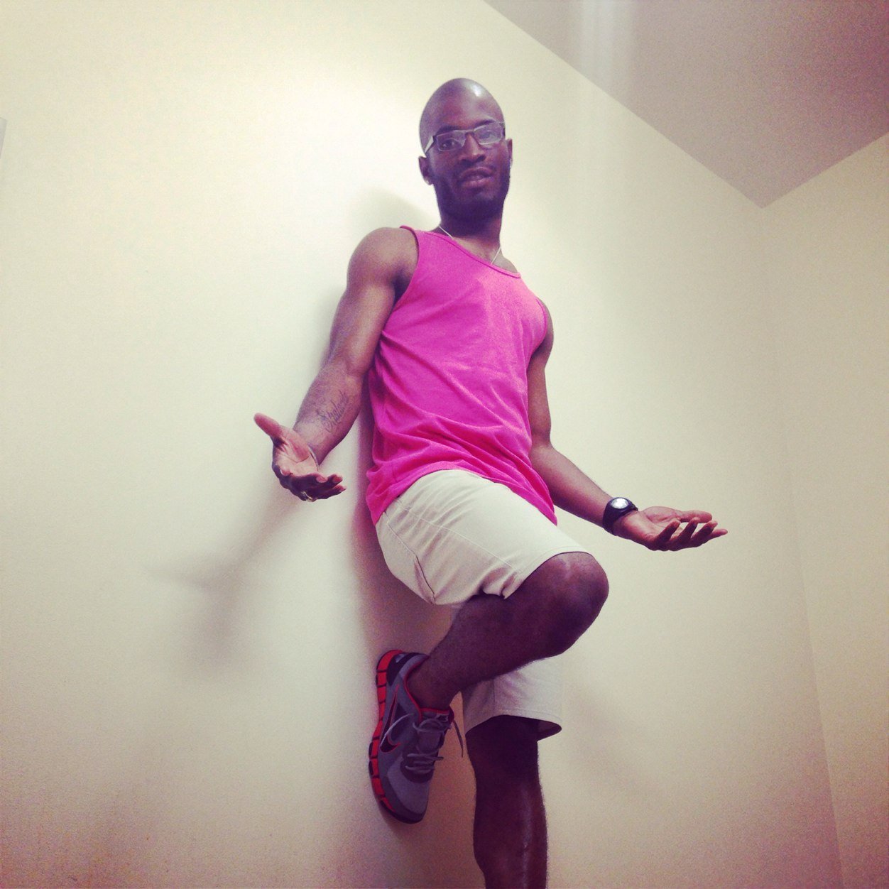 LawrenceEllis1's profile picture. #idependent #teamprettyboys #teammoney #lovethegirls