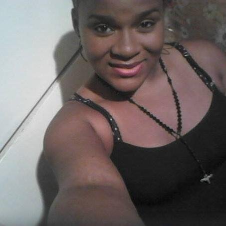soy la felicidad de kien me ama y la desgracia de kien me odia ♥