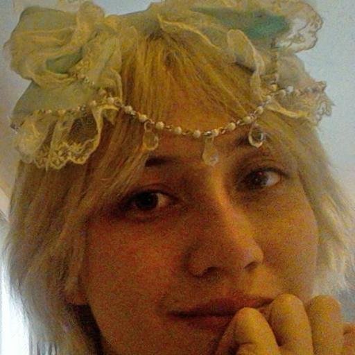A geek AND a nerd. Lolita fashion feminist and writer.