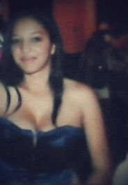 É preciso amar as pessoas , como se não houvesse amanhã .  # Whats - (44) 88357171