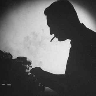 poetahidden's profile picture. 