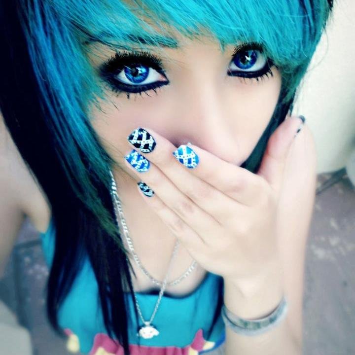 JemmaAdamsAH's profile picture. Hey, I'm Jemma! I'm a 17 year old attending Atherton High ^.^ I'm a median so basically, I can communicate with the dead o.o (single)