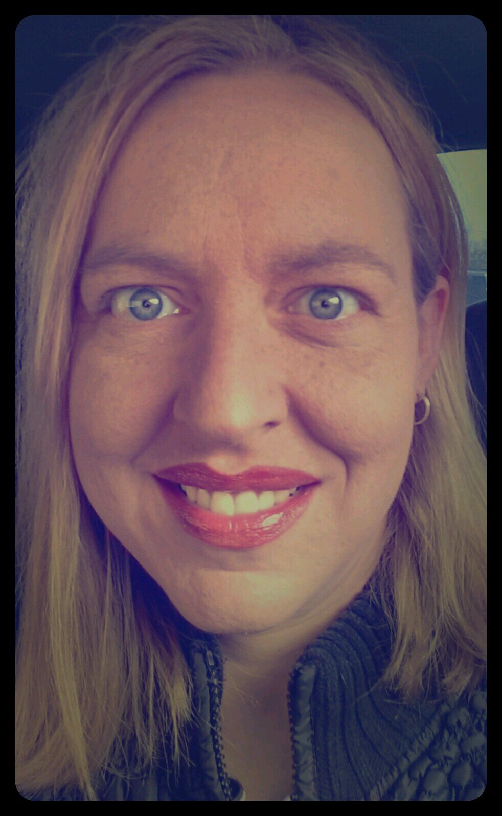 carrielvd's profile picture. 