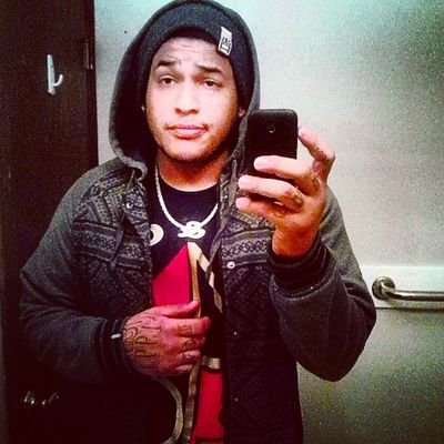I'm 23, I'm a pisces and I'll do anything for money. I'm also a edm dj and I'm from the capital city of Oregon ;) Hoooolllllaaaa!!!!