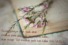 Seorang wanita yang sedang mencari ridho Ilahi , aamiin