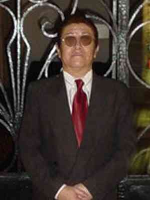 CesarRiveroqc's profile picture. Recuerda que no puede llamarse futbolista el que no suda la camiseta.