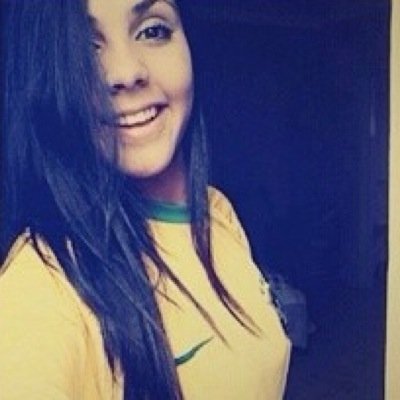 Miziarah Faria, 15 years ✌️ outro twitter : @Mizzifaria_