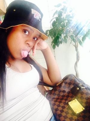 money, power, respect ✊ 
// kik: vivaalashae // insta: lvshve_ . // single.