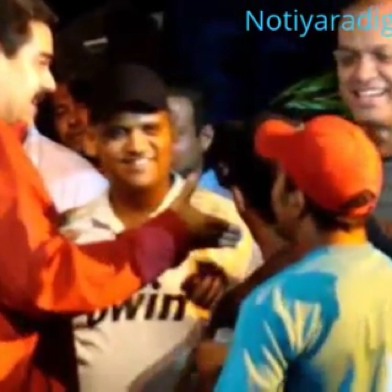 Musico productor musical comprometido Con la revolucion con chavez desde yaracuy para todo el mundo !que viva Chavez!