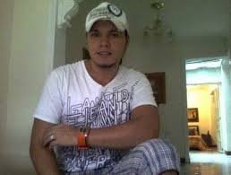 Algún día en cualquier parte,en cualquier lugar, indefectiblemente te encontrarás a ti mismo,y ésa, sólo ésa,puede ser la más feliz o la más amarga de tus horas
