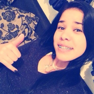 Larissa@
