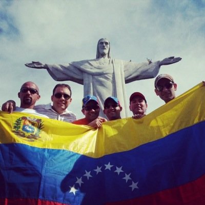 Venezolano en México, profesional de RRHH, aficionado a los deportes, la música, los viajes, la cocina y la coctelería.