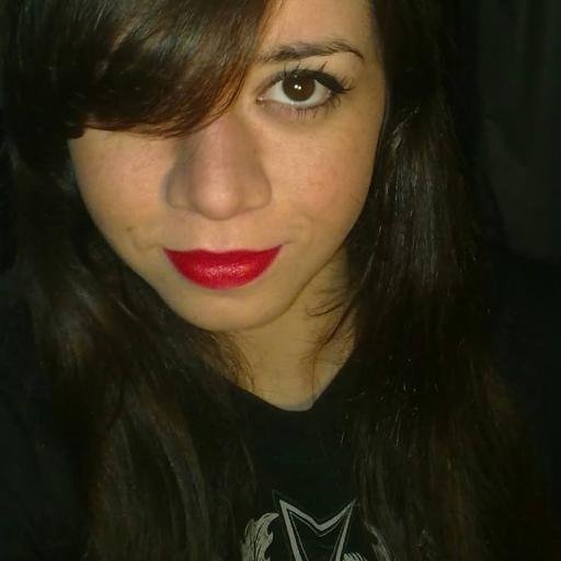 Nem tudo o que eu queria ser, mas mais do que eu poderia imaginar um dia!!! Apaixonada por DEUS, Marketing, Musica Clássica e Metal.