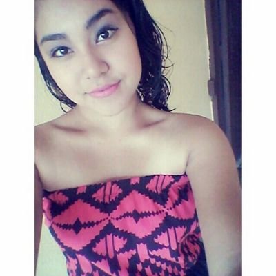 Instagram:torres_lauraa