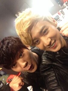 틴탑 천지 (@wowous), 창조 (@whdgus1004)  팬페이지  B형남자들 -CODE B-   입니다.