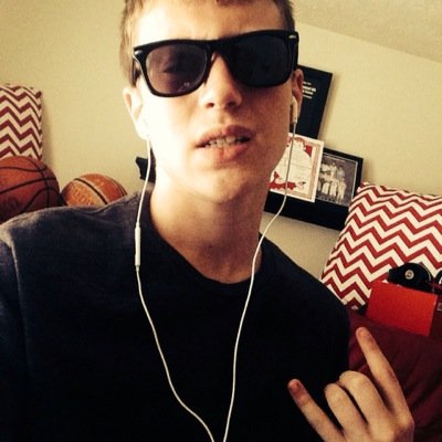 My Names Chris.✊ 16.