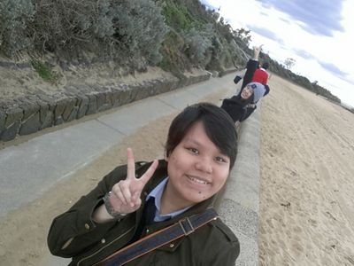 annt1022's profile picture. This is a reality world, but anyhow....there is something that you still can do about it~

这是现实社会，但总有一些事你可以办到。