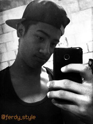 Que quien soy? a ps soy una persona buenisima onda m gusta molestar y bailar y siempre estar feliz y hacer felices a otras personas :)