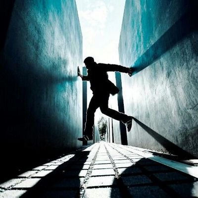 AtsmLanger's profile picture. 