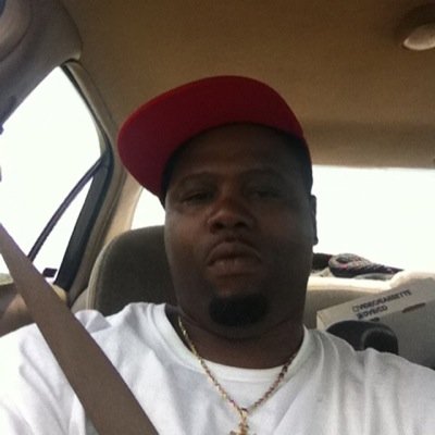 dyerjohnel22's profile picture. 