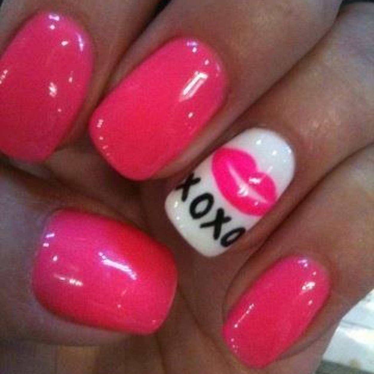  Palms 23:1-6 #PrayerWorks 2Thessalonians 3:3 #TrustInTheLord Student. Entrepreneur. Daughter. Sister. Friend.