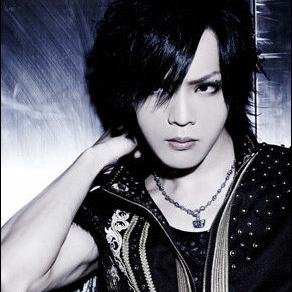 The gazettE and Deluhi is one of the bands that I like j rocks ranging from music and pictures thank you from me