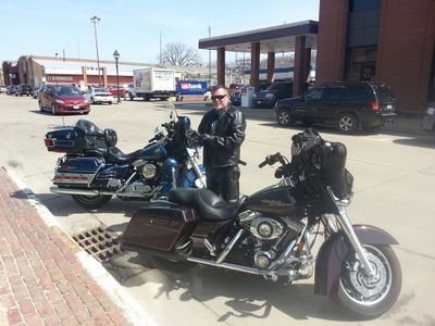 Employed biker dirtball, O&A Pest soldier