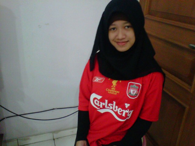 wong_wonosobo's profile picture. Liverpool FC.           #YNWA