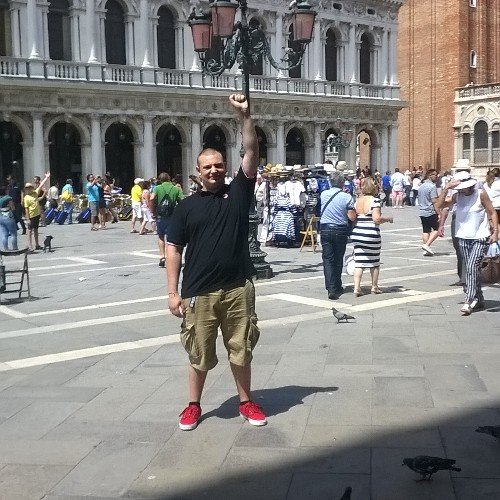 EnricoBonfi's profile picture. 