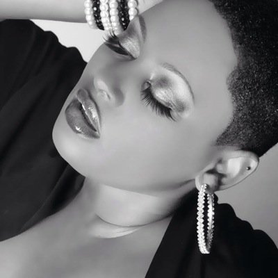 vickilynnkelley's profile picture. I'm a professional hairstylist, makeup artist and superstar