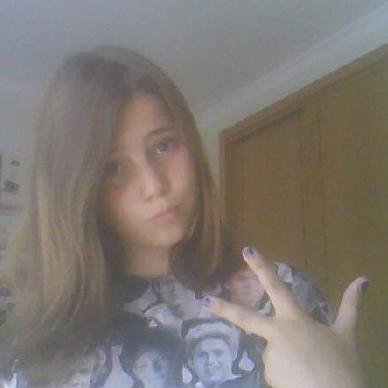 sou directioner ando no 5º ano tenho 10 anos