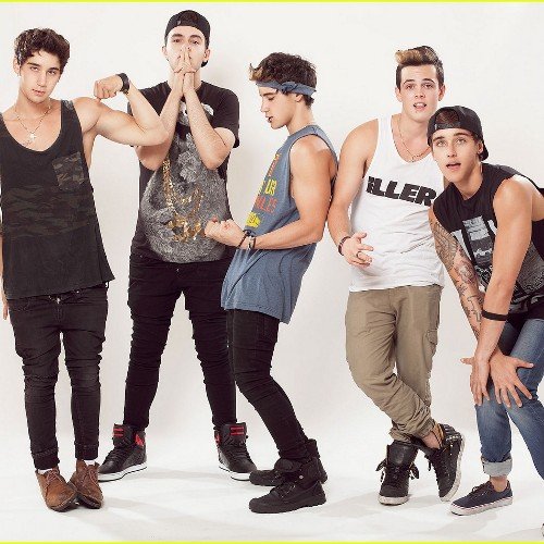 Love Youtube- Janoskians- O2l- Andrea Russet- JennXpenn- Cameron Dallas- Nash Grier- Rebecca  Black-