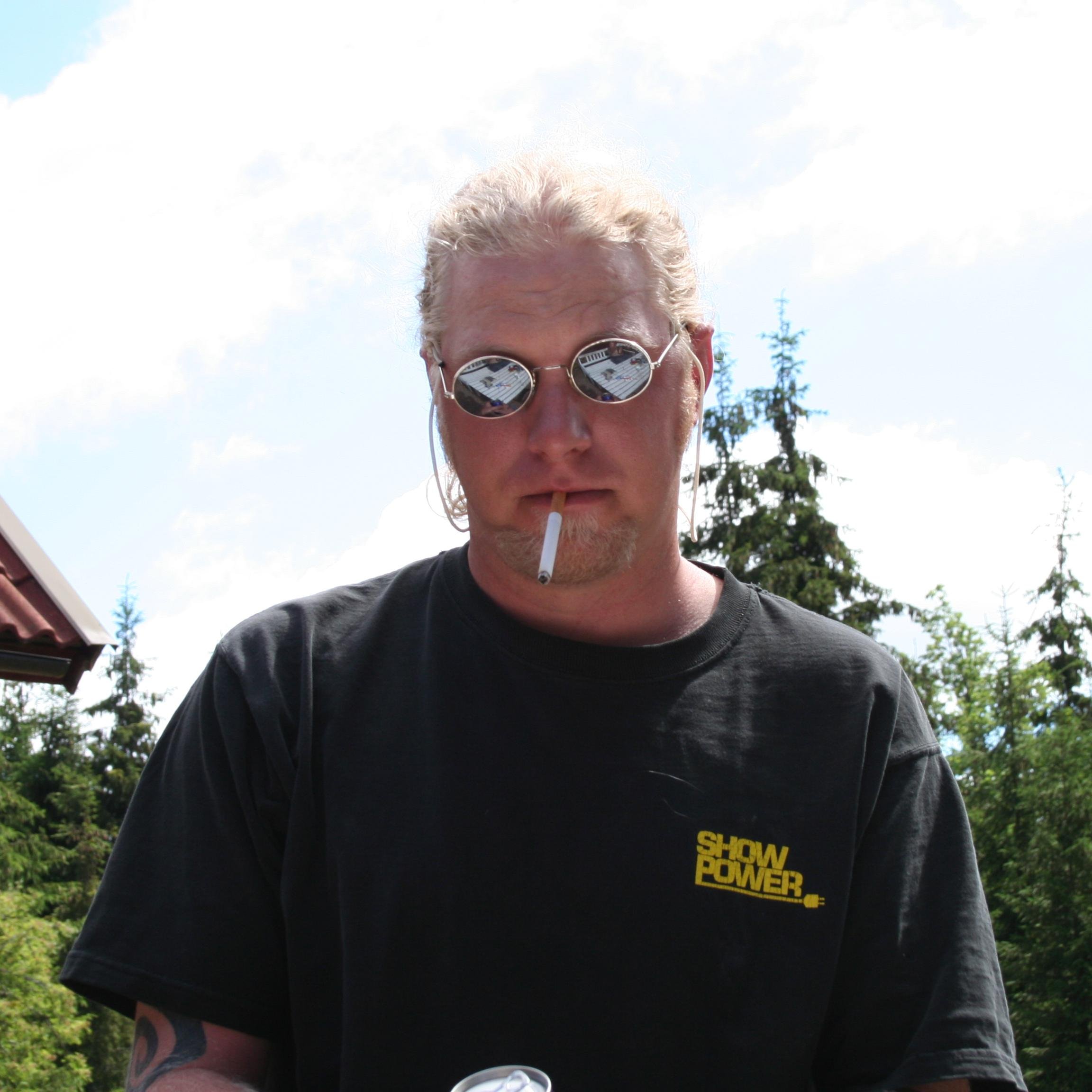 thebobzilla's profile picture. Video game enthusiast and all around general scoundrel. I work in the live event industry.
$thebobzilla