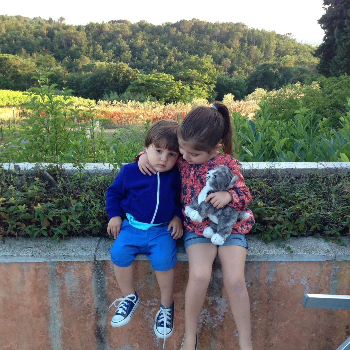 DMC expert, food & wine lover, Mum to Sofia, Jake & Ben. Director of Operations @moloneykellyDMC