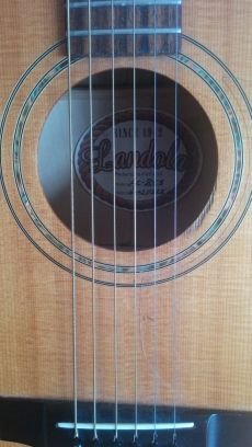 Im a singer-songwriter-performer and travel blog writer at https://t.co/q9JXcyI9Re, see me on Facebook.