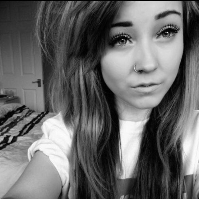 sofukinfake_RA's profile picture. *The blade slipped i swear* is what the voices forced me to say. *a little blood never hurt anyone* they say