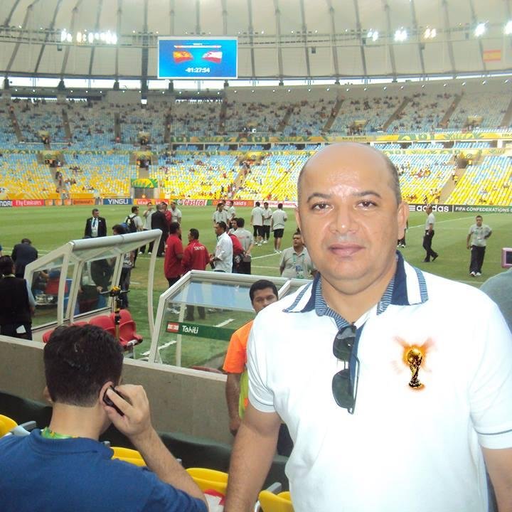 Radialista profissional desde 1983. Apresentador do Rádio Notícia da Constelação FM, Guarabira - PB, de seg. a sex., das 17:00 ás 19:00hs. Fone: 3271.4092.