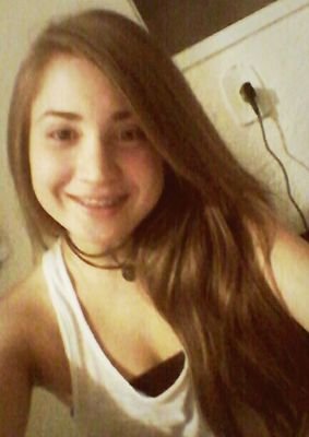 Amanhã pode ser tarde demais, tarde demais para se arriscar, tarde demais para pedir desculpas, tarde demais para tentar, tarde demais para acreditar.